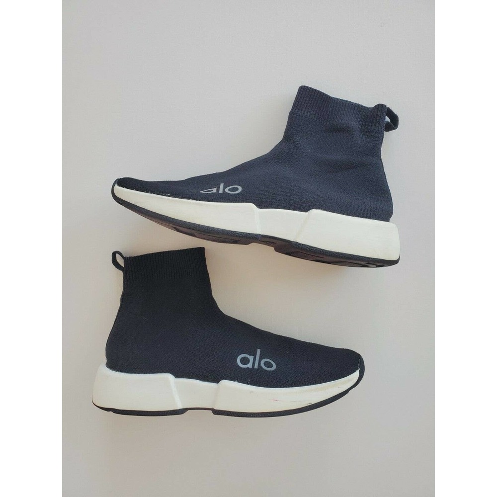 Alo Women's Velocity Knit Yoga Sneakers Size 8 Black Color